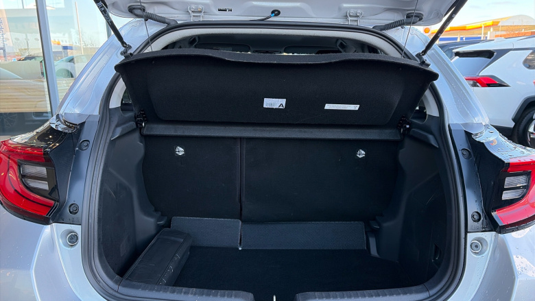 Toyota Yaris 1.5 Hybrid Design 5dr CVT Hybrid Hatchback